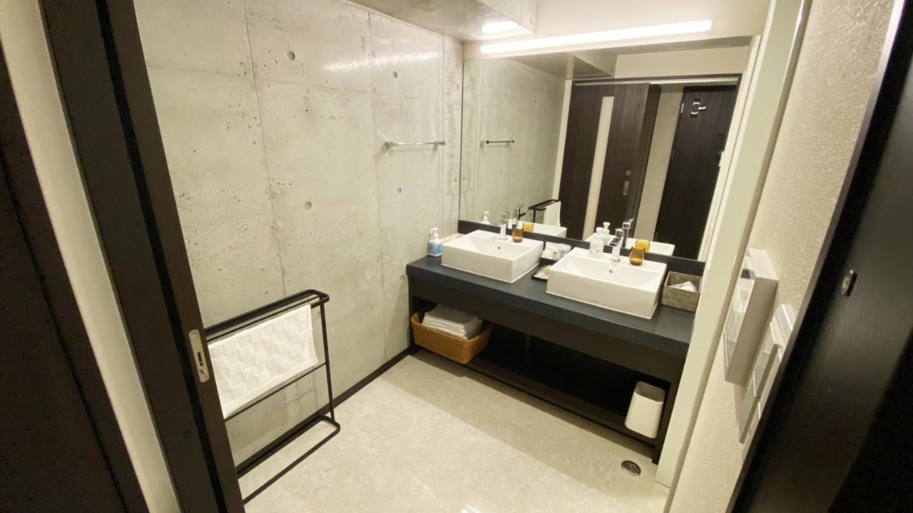 公寓 Tabinoteitaku Okinawa 2nd
